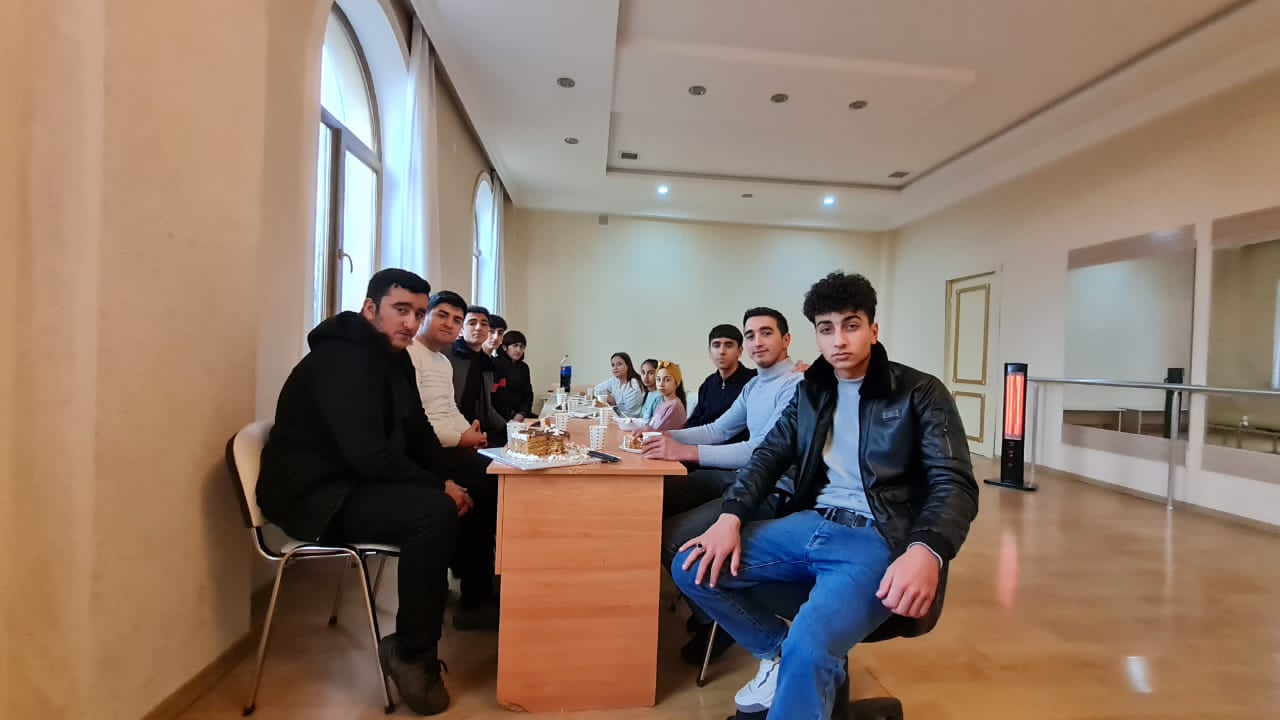 "Beynəlxalq Könüllülər günü"